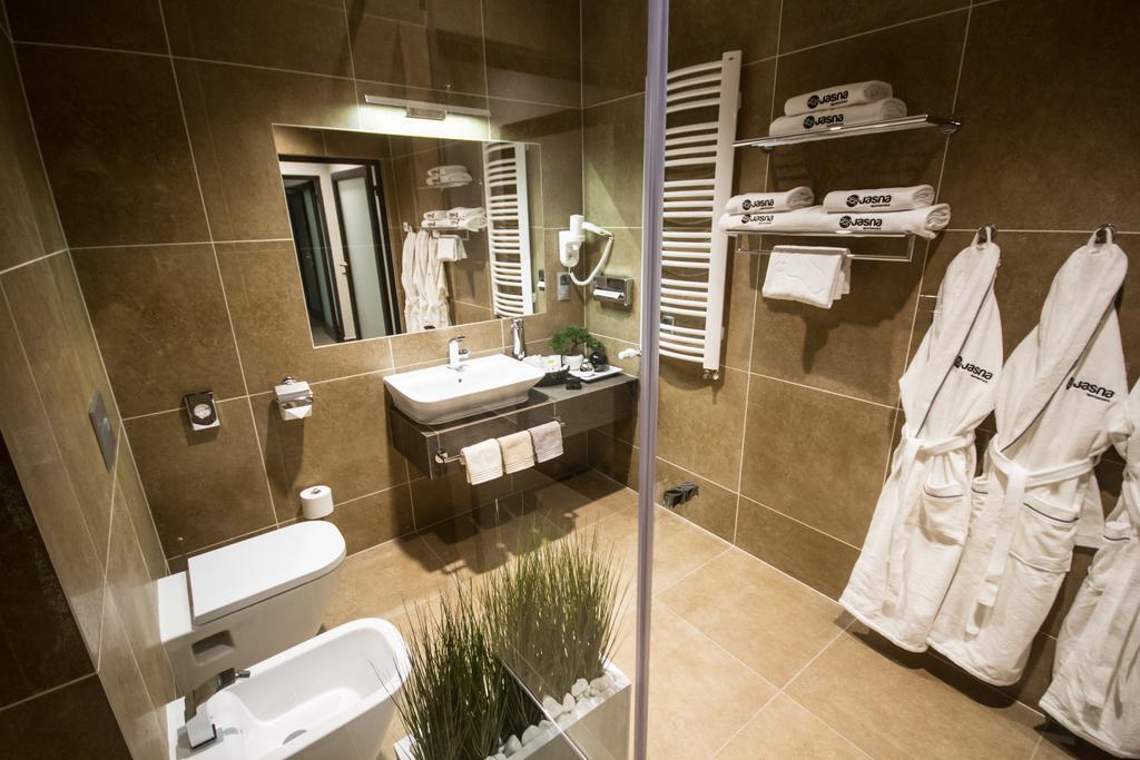 Jasna Sporthotel & Spa Gliwice Bagian luar foto